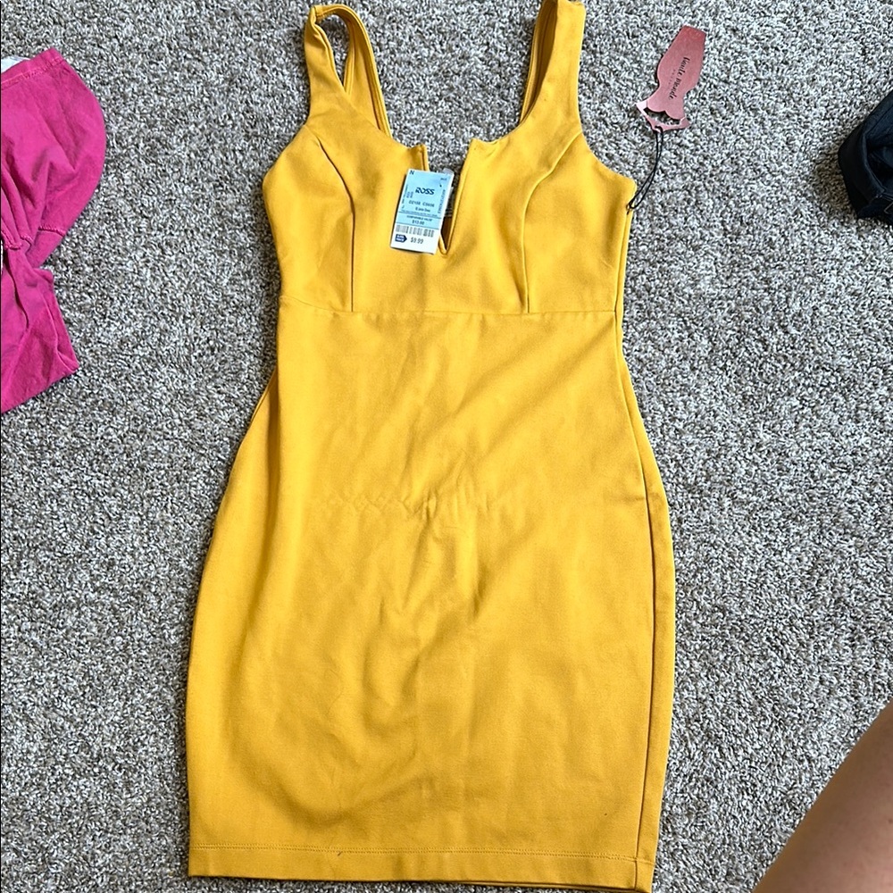 Elegant Yellow Dress